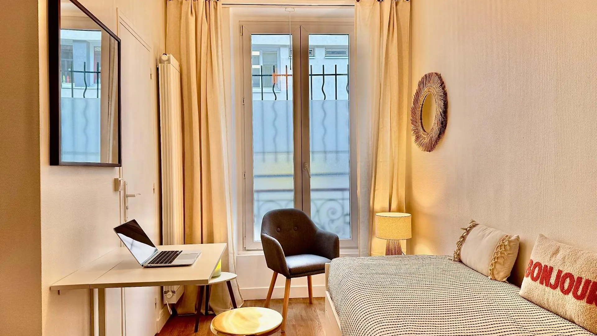 Petit Paris Apartment
